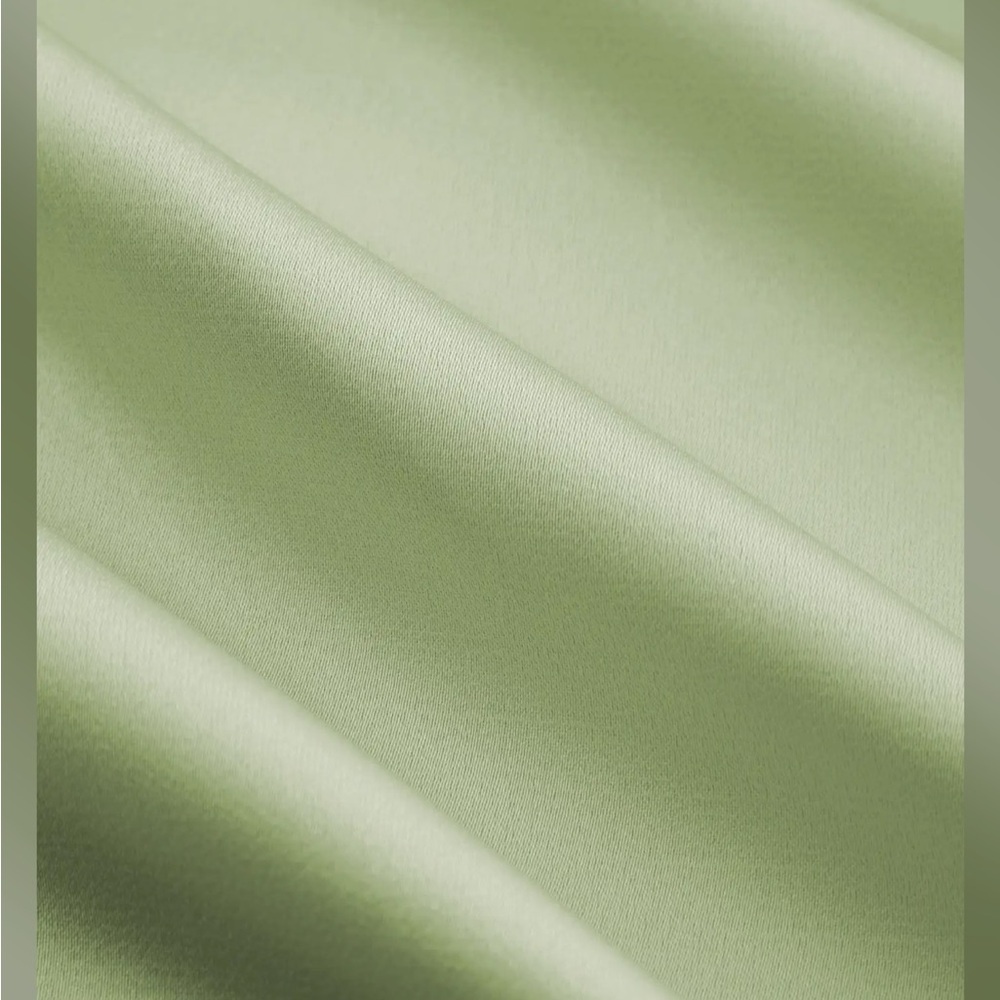 Cider SATIN COWL NECK SOLID RUFFLE HEM MAXI DRESS CC4-8 M - Picture 4 of 4